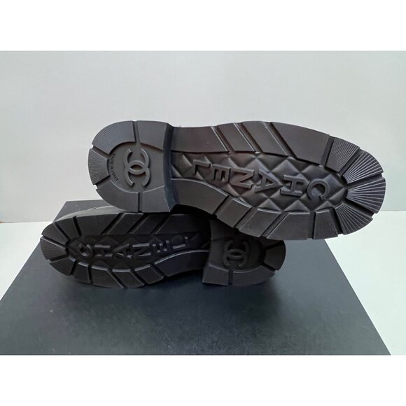 CHANEL Lace Up Combat Boots CHAIN CC Logo Cap Toe Size 37 Y2K Grunge - Picture 6 of 7